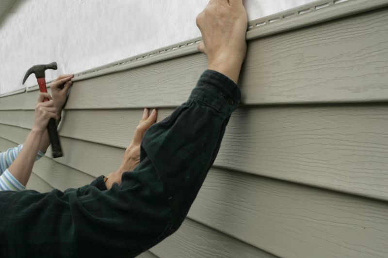 Installing Insulated Vinyl Siding